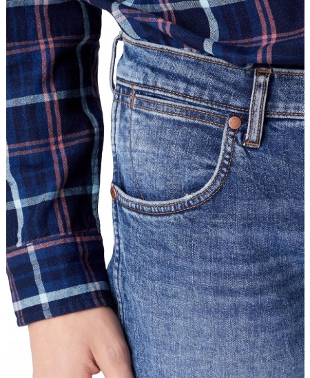 Wrangler Larston W31 L34 Dark Indigo W18S59X1E