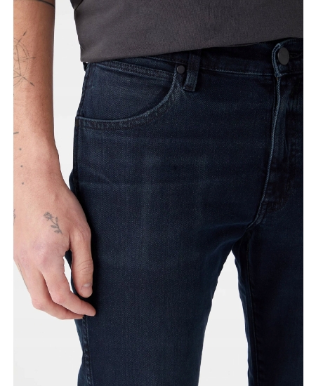 Wrangler Larston Slim Tapered W36 L32 Travis 112341426
