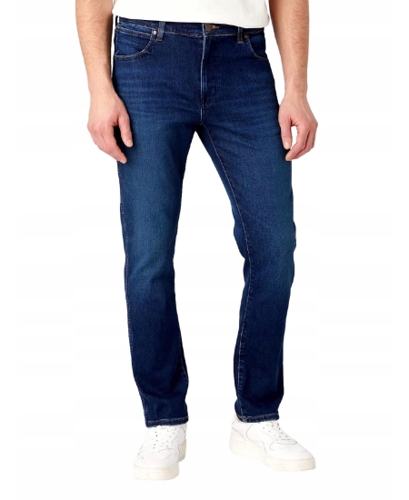 Wrangler Larston Slim Tapered W33 L32 Green Fuzz 112341427