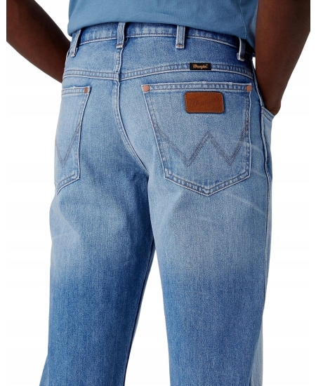 Wrangler Texas Straight W36 L32 in Wave Length 112341479